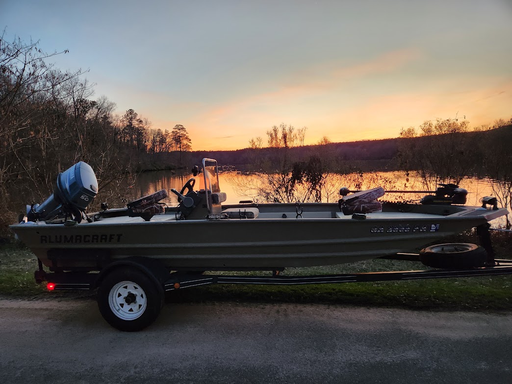 guided fishing tour on Lake Sinclair, Georgia